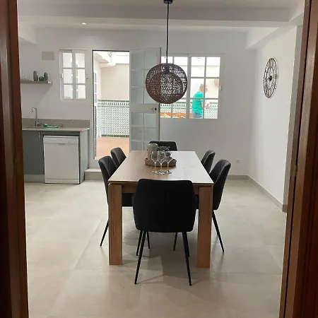 Calle Malaga Apartment *